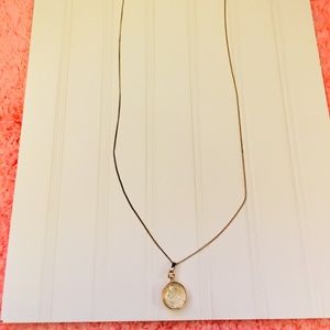 Pretty Pendant Locket Necklace in Bronze